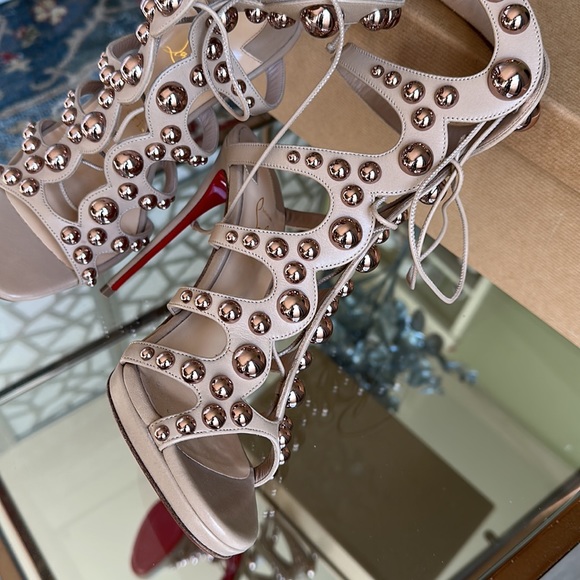 Authentic Christian Louboutin heels - Picture 5 of 16